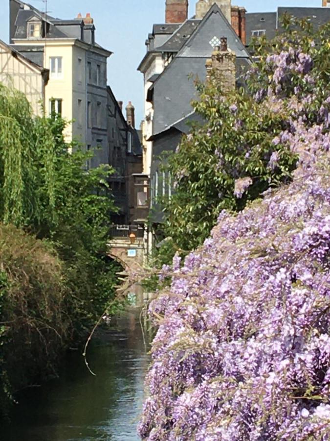 Chambre La Petite Venise ปองต์-เอาเดแมร์ ภายนอก รูปภาพ